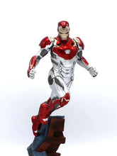 Load image into Gallery viewer, AVENGERS CAPTAIN MARVEL 22-27CM FIGURE