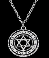 Load image into Gallery viewer, AVENGERS NECKLACES